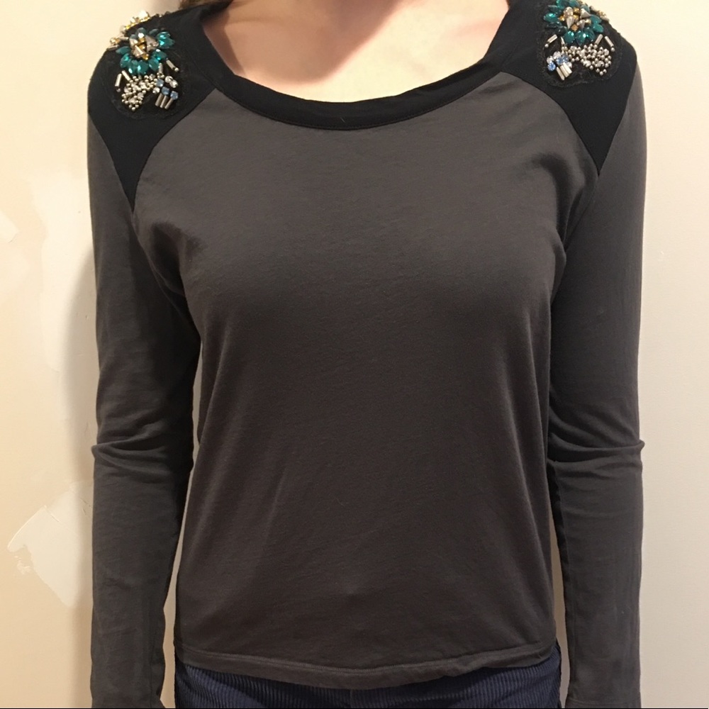 Black shirt